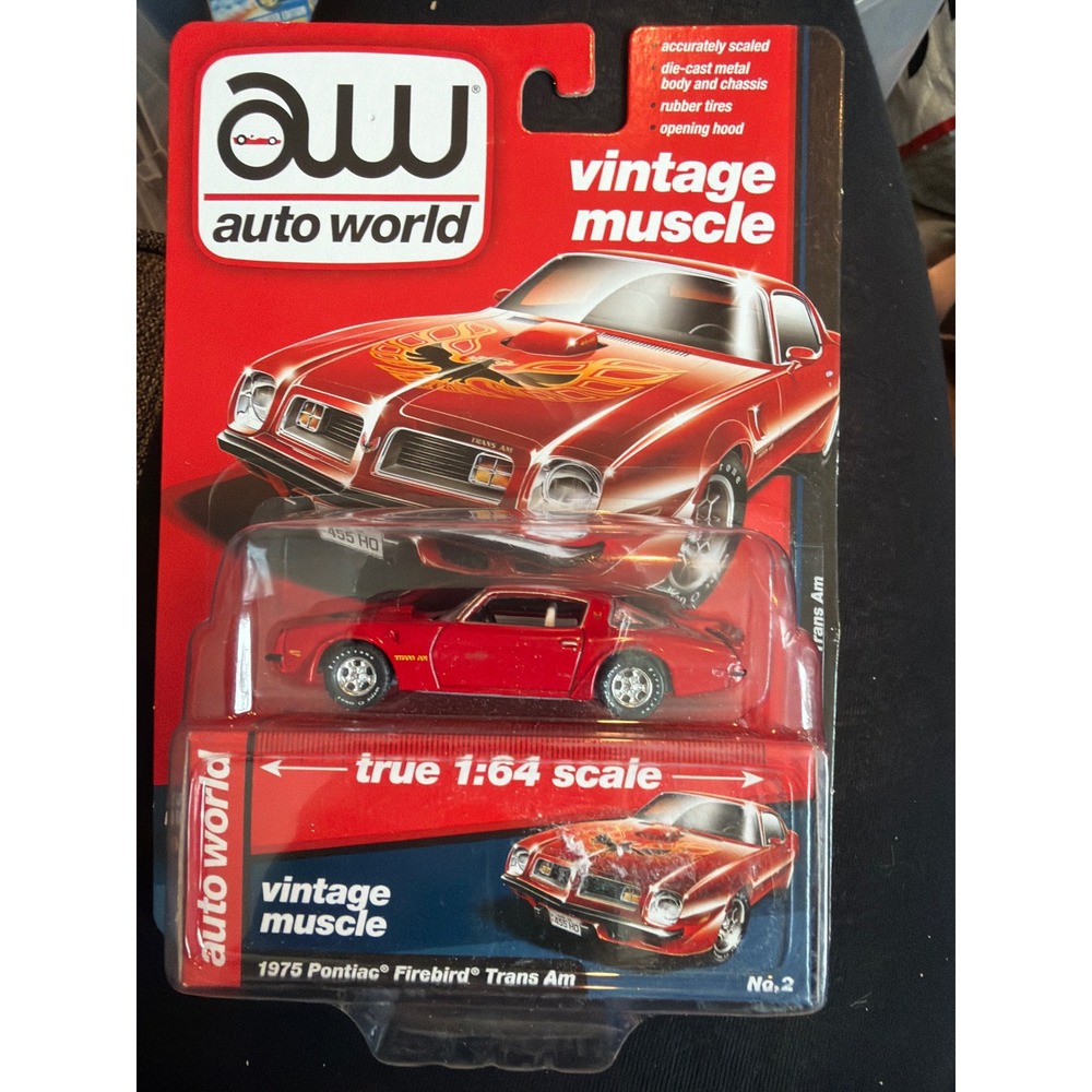 Auto World 1975 Pontiac Firebird Trans Am Red Vintage Muscle 1:64 AW64112